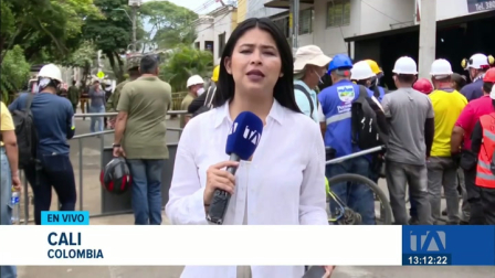 Presidente de Colombia recorrió las áreas afectadas por el terremoto mientras los equipos de emergencia continúan la remoción de escombros. Un reportaje de Brigette Mancheno