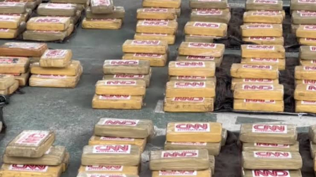 Los narcos usan logos y símbolos para identificar los bloques de cocaína y rastrear sus cargamentos.
