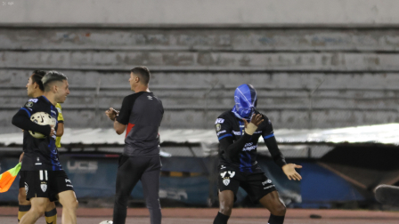 Cotejo entre Leones FC vs Independiente por la Fecha 26, de la LigaPro en el Estadio Olímpico Ciudad de Ibarra.