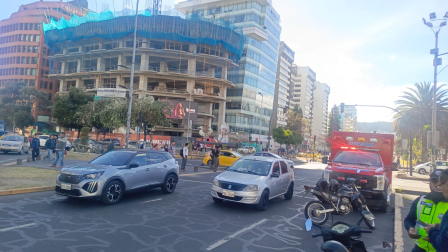 Una persona fue atropellada en la Av. Naciones Unidas, al norte de Quito.