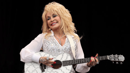 Dolly Parton murió a los 80 años tras una carrera de seis décadas.