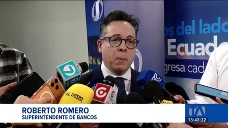 La Superintendencia de Bancos detectó la operación de estas agrupaciones entre 2025 y 2026, señalando que la mayoría opera a través de redes sociales. Un reportaje de Belén Merizalde