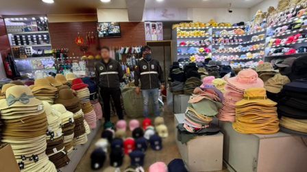 La Policía ejecutó el operativo 'Cero Impunidad - 28599' en un local del Centro Histórico de Quito.