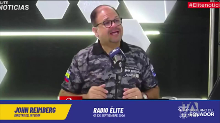 El ministro del Interior, John Reimberg, confirmó los avances en el proceso del procesado y abordó además la situación del exministro José Serrano. Un reportaje de Catalina García