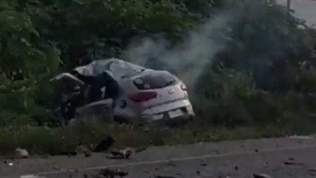 Conductor fallece tras quedar su vehículo destrozado en el paso lateral de Babahoyo