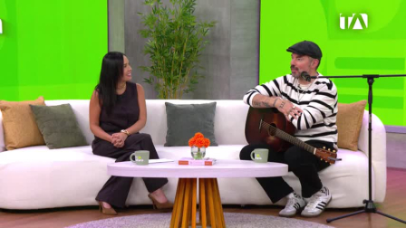 Santiago Cruz, cantautor colombiano, habla de su trayectoria en el pop latino y de las canciones románticas que han conectado con varias generaciones.