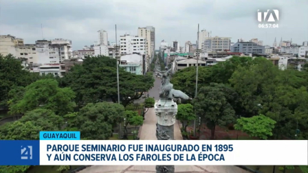 Con más de 130 años de historia, la icónica "Plaza de las Iguanas" alberga monumentos, faroles y piezas históricas que han resistido el paso del tiempo. Un reportaje de Ricardo Cruzatty