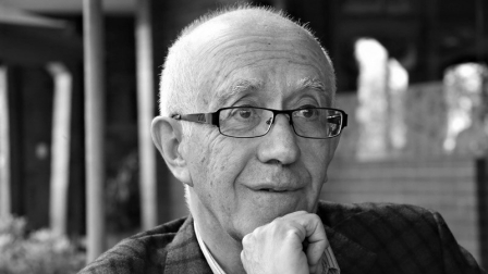 Murió el poeta ecuatoriano, Iván Carvajal