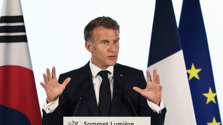 Con el objetivo de proteger a los menores, Emmanuel Macron presionó a Ursula von der Leyen para fijar una "mayoría digital"