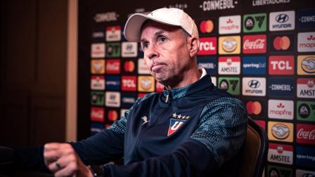 Gustavo Alvarez, entrenador de Liga de Quito, en conferencia de prensa