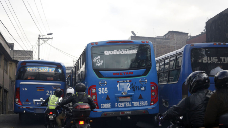 El Municipio de Quito dijo que se permitirá el alza de pasajes si los transportistas cumplen condiciones.