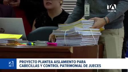 La iniciativa en la Asamblea propone reducir el tiempo para que los bienes de los líderes detenidos pasen a propiedad del Estado. Un reportaje de Karen Haro