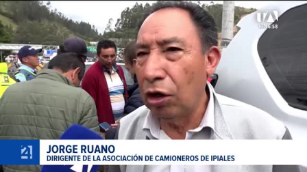 Productores y transportistas solicitan ampliar el cupo inicial de 30 mil toneladas negociadas para dinamizar el intercambio comercial. Un reportaje de Jairo Jácome