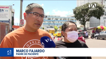 La recién nacida ha permanecido hospitalizada desde su nacimiento. Sus familiares apelan a las autoridades Salud para agilizar el trámite de derivación. Un reportaje de Nathalie Jiménez