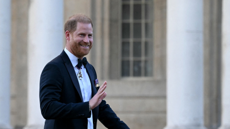 El príncipe Harry, duque de Sussex, llega a la ceremonia inaugural de los premios Invictus Spirit Awards en el Old Royal Naval College de Greenwich, en Londres, el 17 de septiembre de 2026.