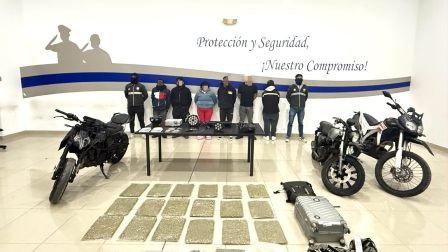 La Policía Judicial desarticuló a una banda vinculada a 'Los Lobos' que usaba casas y vehículos para movilizar armas, drogas y cosas robadas en Quito.