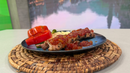 Este viernes 18 de septiembre del 2026 preparamos cerdo con chutney de tomate y jengibre, la receta de Cocinando esTAmañana, junto al chef Felipe Campana.