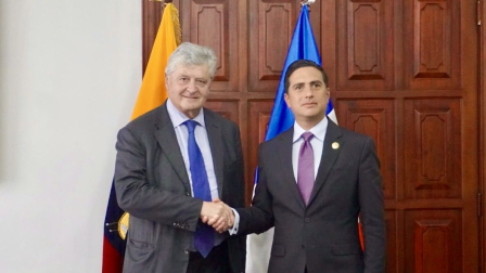 Francia analiza otorgar nuevo crédito a Ecuador para seguridad y muestra interés en la ampliación del Metro de Quito.