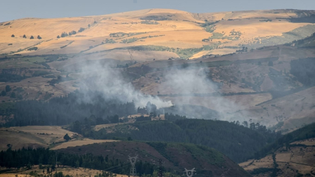 Un incendio se registra en la parroquia La Merced la tarde de este lunes 21 de septiembre de 2026.