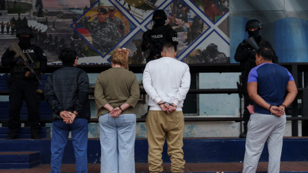 Siete médicos que fueron detenidos este lunes 21 de septiembre de 2026 acusados de favorecer a criminal albanés, no fueron procesados.