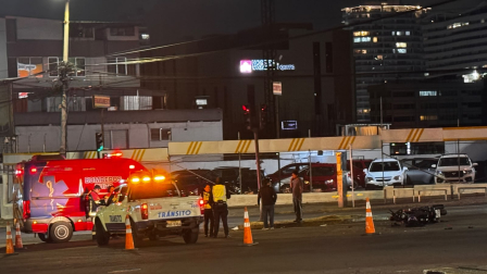 El siniestro ocurrió en la intersección de las avenidas América y José de Villalengua, en el norte de Quito.