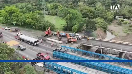 Se registran anegaciones, deslizamientos y caída de árboles en la Costa, mientras Inamhi prevé precipitaciones fuertes en Guayaquil. Un reportaje de Bernarda Cevallos
