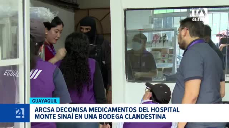 Las autoridades retiraron medicamentos e insumos comercializados de forma irregular en los exteriores del Hospital Monte Sinaí. En medio de la intervención se registró un siniestro vial frente a la casa de salud. Un reportaje de Camila Guevara