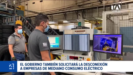 El Ministerio de Ambiente y Energía anunció el ajuste tarifario y señaló que empresas de mediano consumo se sumarán al plan de desconexión. Un reportaje de Carlos Sacoto