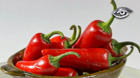 El ají lleva más de 9.000 años metido en nuestra cocina. Y con el tiempo se volvió de esos ingredientes que, para muchos, simplemente no pueden faltar en la mesa. Pero este pequeño fruto tiene historias que van mucho más allá del picante: también se usó como remedio y hasta como castigo.