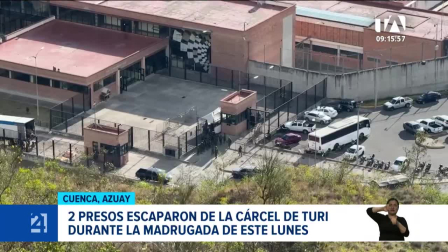 Los reos, sentenciados por narcotráfico y robo, escaparon por la ventana del pabellón de mediana seguridad durante la madrugada; la Policía desplegó un operativo sin éxito.