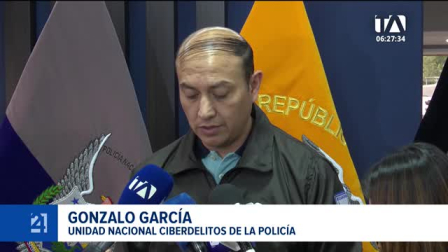 En intervenciones paralelas, la Unidad Nacional de Ciberdelitos de la Policía detuvo a dos personas en Quito como parte de las operaciones contra el crimen organizado. Un reportaje de Valeria Velasco