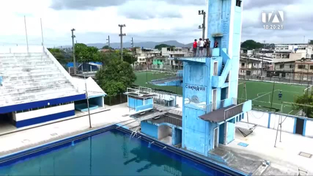 Santiago Choez, clavadista ecuatoriano de 18 años y campeón de los Juegos Sudamericanos, cuenta cómo nació su pasión por los clavados y su camino hacia Los Ángeles 2028.