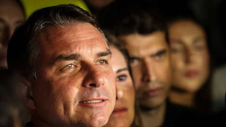 Flávio incluso superó a su padre: obtuvo el domingo 56 millones de votos