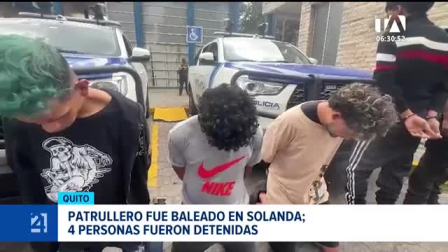 Agentes policiales neutralizaron y aprehendieron a los sospechosos en el sur de Quito luego de que abrieran fuego contra la unidad móvil durante una intervención. Un reportaje de Brigette Mancheno