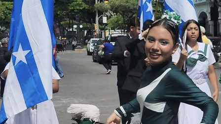 Desfiles cívicos por la Independencia de Guayaquil.