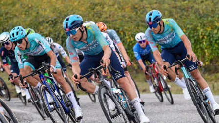 El ciclista uruguayo Thomas Silva en una competencia de la Gran Piemonte.
