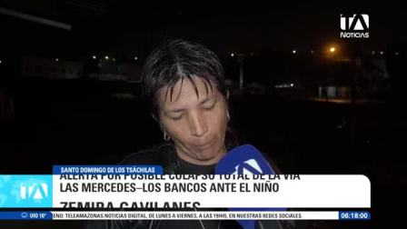 El deterioro de la carretera dejó varios vehículos averiados y atrapados, interrumpiendo el tránsito estratégico entre la Costa y la Sierra. Un reportaje de Karen Caguano