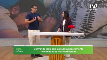 Mauricio Toapanta, fisioterapeuta especializado en biomecánica y fisiología del ejercicio, explica cómo las posturas al dormir influyen en el cuerpo y el descanso.