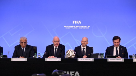 Infantino se disculpa ante el Consejo de la FIFA por su proyecto de privatización