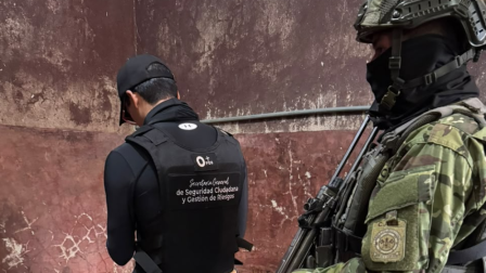 Las autoridades de seguridad y control del Municipio de Quito encontraron 113 cabezas de ganado en establecimiento clandestino este jueves 15 de octubre de 2026.