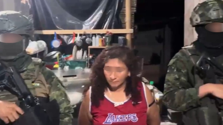 Alias 'Gatúbela' fue detenida durante un operativo militar en Puerto Quito, Pichincha.