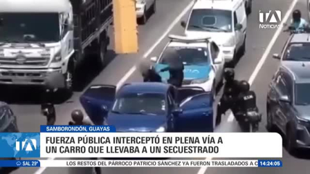 La fuerza pública logró la liberación de los familiares la madrugada del sábado e interceptó un vehículo en plena vía para rescatar a una persona secuestrada. Un reportaje de Catalina García