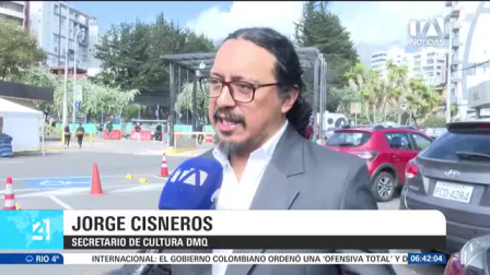 Autoridades municipales advierten que diversas contrataciones festivas se encuentran al límite de los tiempos previstos debido a la lentitud en la aprobación de trámites por parte del Servicio Nacional de Contratación Pública. Un reportaje de Stephany Paz