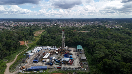 Un nuevo pozo petrolero empezó a funcionar en la Amazonía de Ecuador.