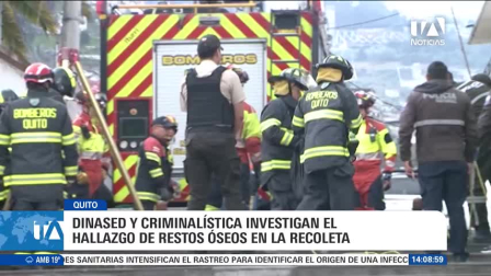 La Epmaps descubrió los restos durante una inspección en el centro de Quito; las autoridades iniciaron las investigaciones para determinar la identidad y causa de muerte. Un reportaje de Gustavo Jaramillo