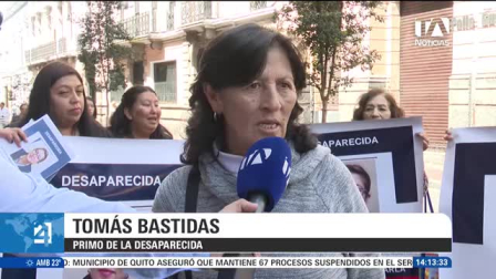 Parientes de la enfermera de 32 años se concentraron en los exteriores del Ministerio del Interior en Quito para exigir celeridad en la búsqueda iniciada en Ambato. Un reportaje de Juan Miguel Rodríguez