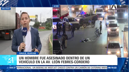 Un nuevo hecho violento sacudió a la parroquia La Aurora, en el cantón Daule, donde dos sujetos armados interceptaron y asesinaron a un hombre en plena avenida León Febres Cordero, a la altura del ingreso a la urbanización Villa Club. La Policía Nacional cercó la zona para recopilar indicios balísticos e iniciar las investigaciones que permitan dar con el paradero de los atacantes. Un reportaje de Ever Moreira.