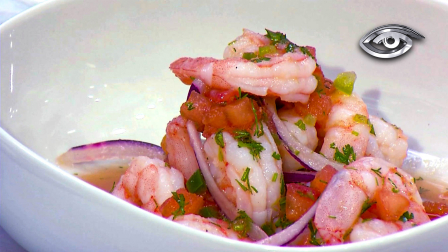 Del corviche al viche pasando por el cebiche, hay algo más que buena sazón en estas recetas que hoy rastrean los investigadores. Nos propusimos averiguar qué hay detrás de esta tradición que se saborea en todo el Ecuador y cuál es el hilo conductor que une a estas preparaciones y a otras que terminan en “iche”.