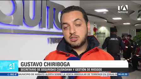 La capital puso a prueba sus protocolos de emergencia durante un mega simulacro de sismo realizado este jueves, en el que se simuló un terremoto de magnitud 6.1. De un total de 341 mil personas inscritas, más de 177 mil lograron ser evacuadas exitosamente hacia zonas seguras en instituciones públicas, privadas y educativas, permitiendo evaluar los tiempos de reacción e interconexión de los equipos de rescate. Un reporte de María Gracia Chacón.