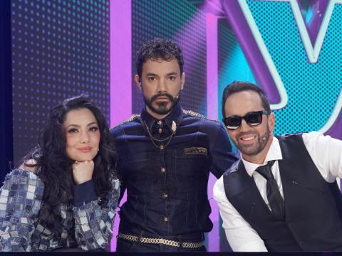Los jueces Pamela Cortés, Lucas Arnau y Ricardo Velasteguí en la última noche de batallas. Lunes 29 de septiembre del 2025.